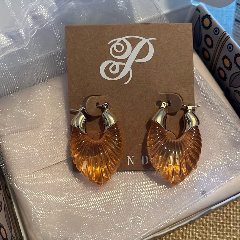 BNIB “Melora” earrings